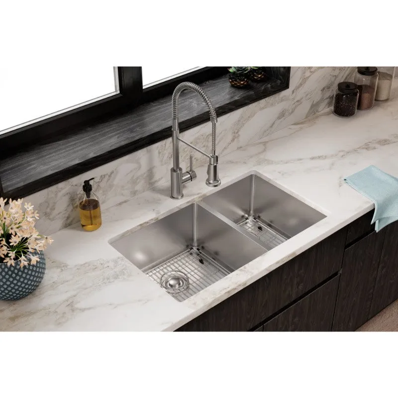 Crosstown 18.5" x 31.5" x 9" Stainless Steel 60/40 Double-Basin Undermount Kitchen Sink Kit