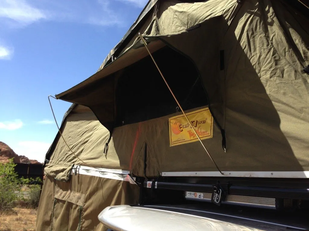 Eezi-Awn XKLUSIV Roof Top Tent