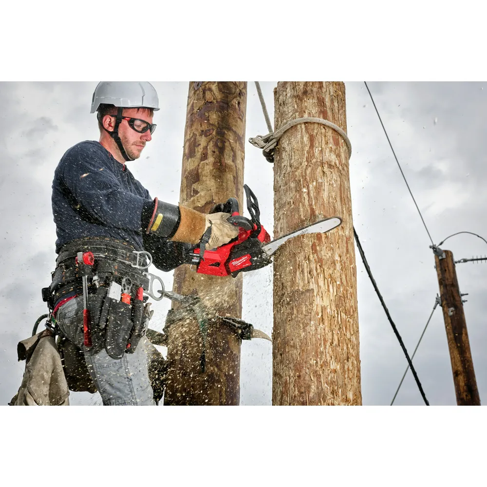 Milwaukee M18 FUEL 14" Top Handle Chainsaw