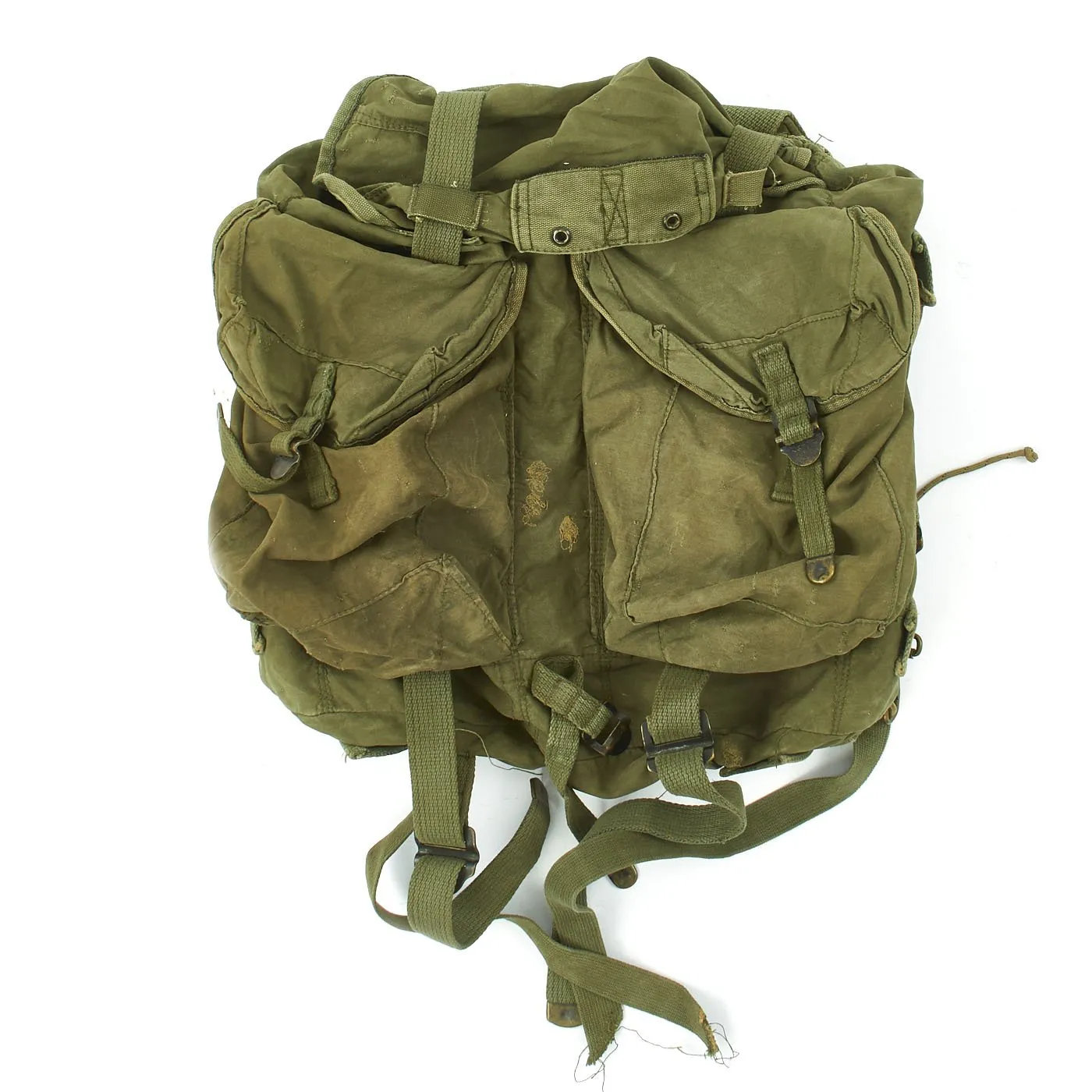 Original U.S. Vietnam War Infantryman Fatigue Uniform and M-56 Gear Set with M72 A2 LAW Light Anti-Tank Weapon