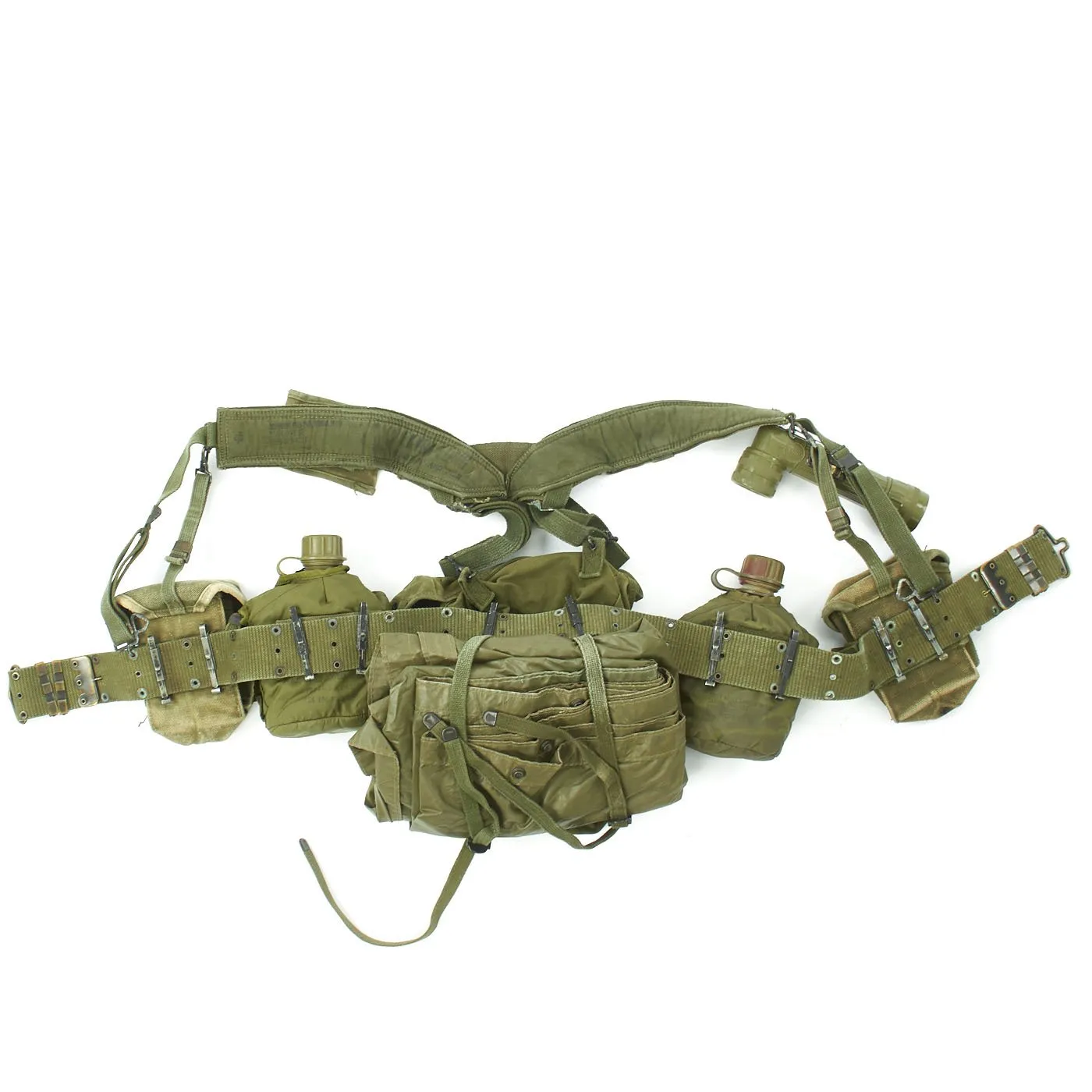 Original U.S. Vietnam War Infantryman Fatigue Uniform and M-56 Gear Set with M72 A2 LAW Light Anti-Tank Weapon