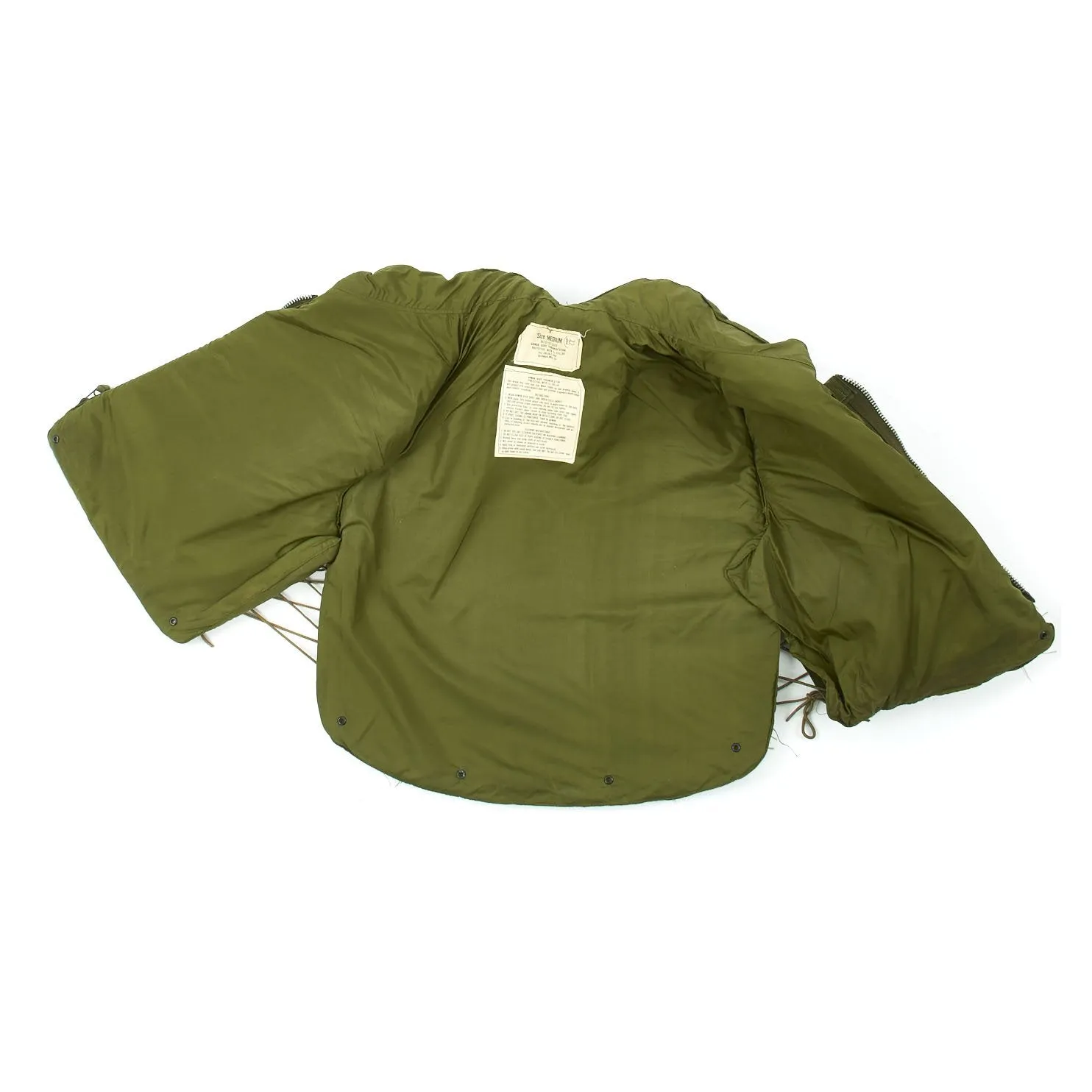 Original U.S. Vietnam War Infantryman Fatigue Uniform and M-56 Gear Set with M72 A2 LAW Light Anti-Tank Weapon