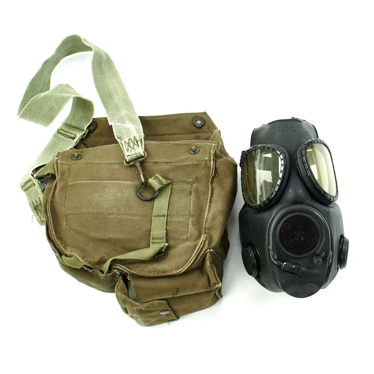 Original U.S. Vietnam War Infantryman Fatigue Uniform and M-56 Gear Set with M72 A2 LAW Light Anti-Tank Weapon